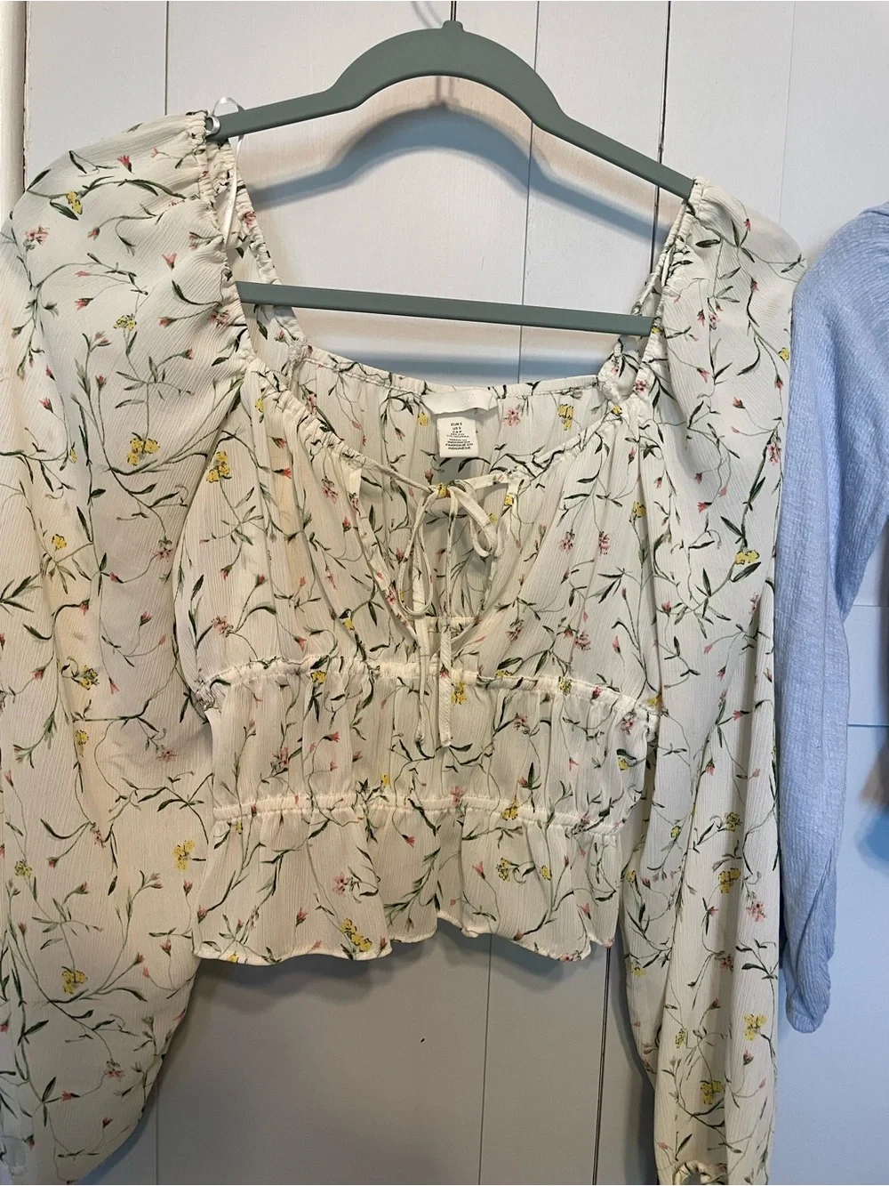 Bundle of 3 H&M cream with flowers , Divided blue and SHEIN yellow and black .